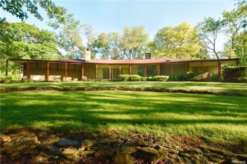 househunting:$859,000/3 br/4675 sq ftBloomfield Hills, MI...