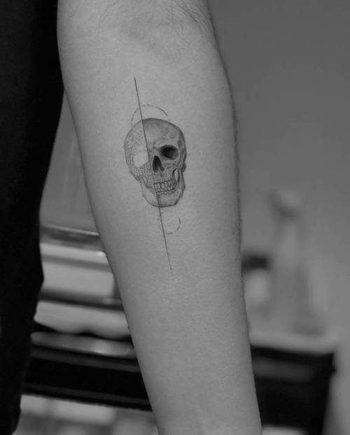 By Ali Anıl Erçel, done at Tattoom Gallery, Istanbul.... small;skull;anatomy;single needle;alianilercel;human skull;tiny;ifttt;little;inner forearm