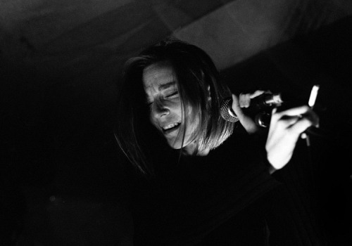 bethgibbonsisthegoddess:Portishead live at Eve’s ClubLondon,...