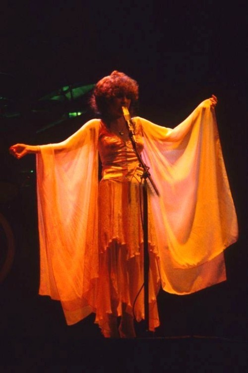 goldduststevie:Request: Stevie performing “Rhiannon” while...