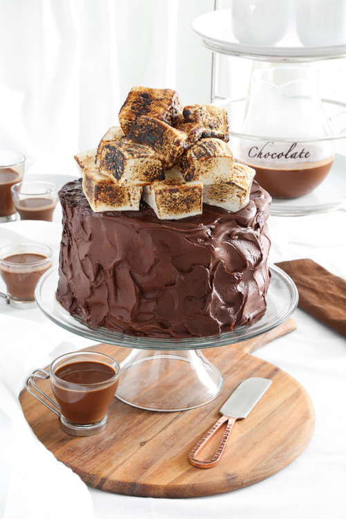 sweetoothgirl:HOT COCOA LAYER CAKE