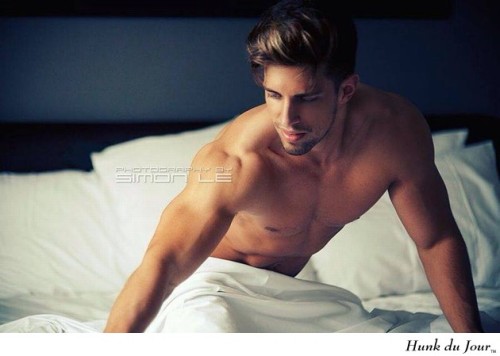 Your Hunk of the Day: Ryan Greasley http://hunk.dj/7595