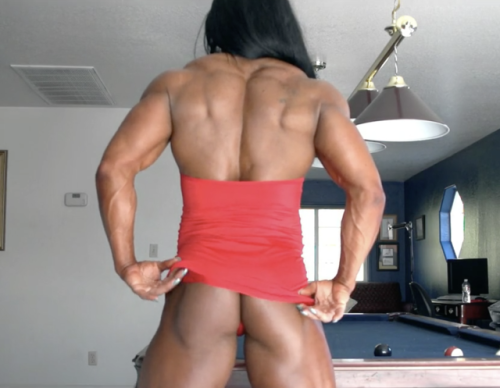 implantsandmuscles:First she outlifts me at the gym. Then she...