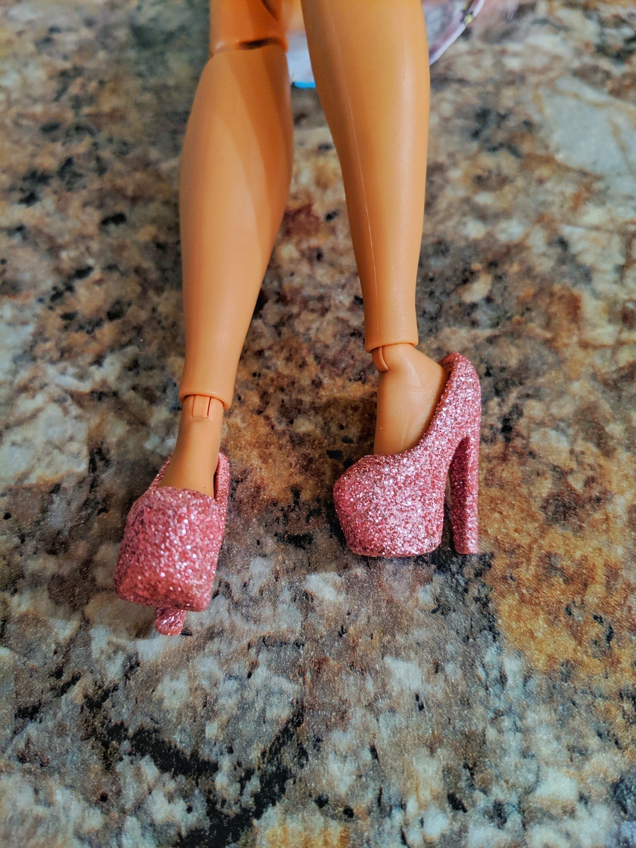 barbie curvy shoes