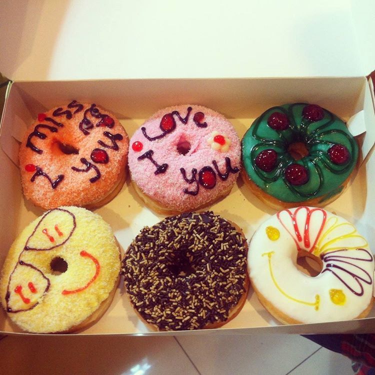 Gambar Donat Karakter Lucu