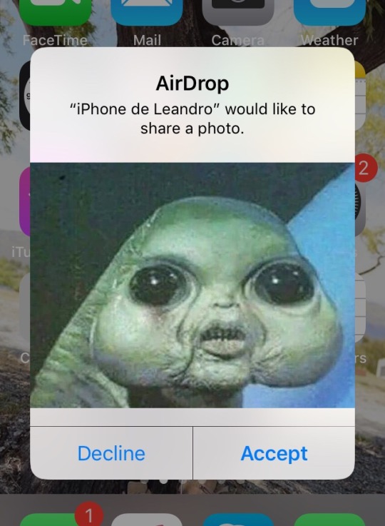 Funny Airdrop Photos To Send / Saw This Airdrop Recipient Name In A