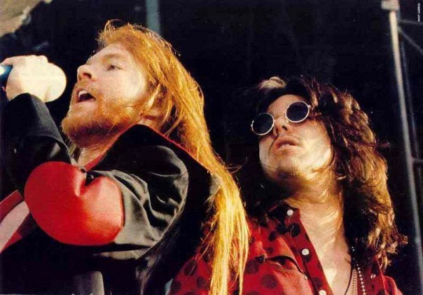 [Artículo] Guns N 'Roses en el punto de ebullición (1995). Tumblr_npclz5cPii1uts70po1_640
