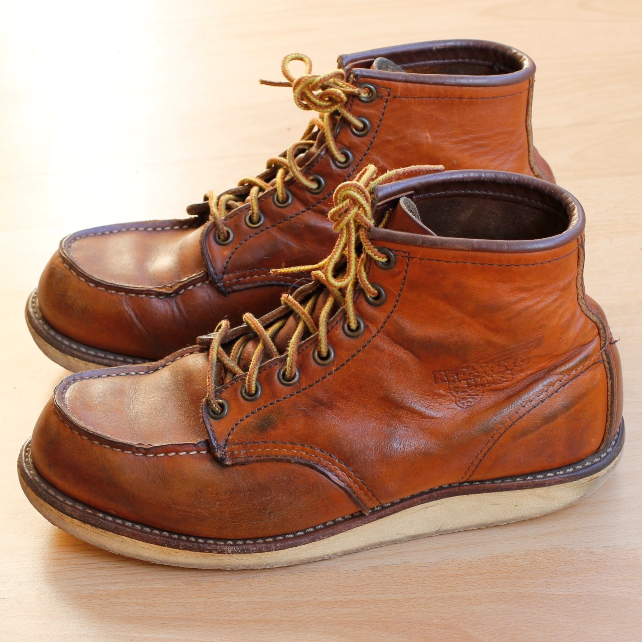 Old Clubman — Red Wing 875