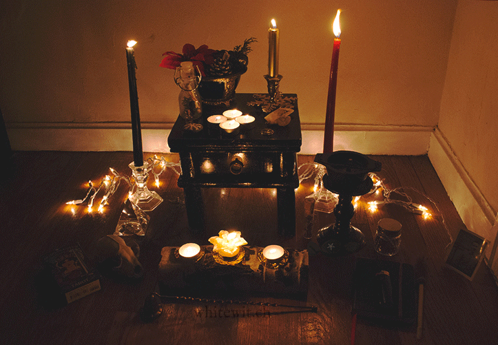 Ритуальные свечи. Магический алтарь. Магический ритуал. Ритуалы со свечами.