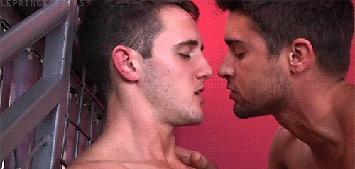 Gay Kissing