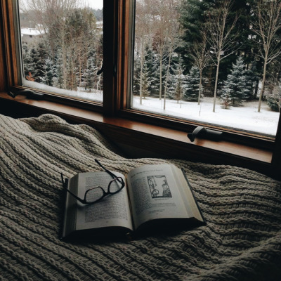 Képtalálat a következőre: „snow watch warm room photography tumblr”