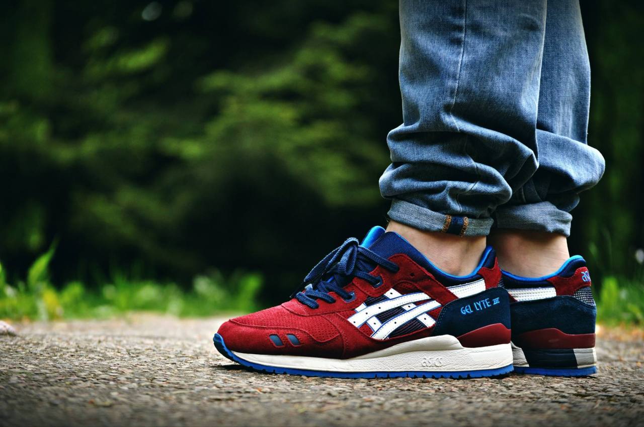 asics gel lyte iii maroon blue