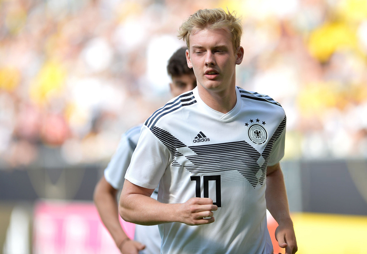 Julian Brandt Lovers