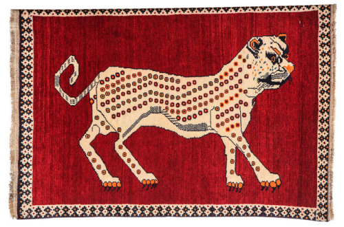 nietp:Pictorial Lion and Leopard Qashqai rugs from the 1930s,...