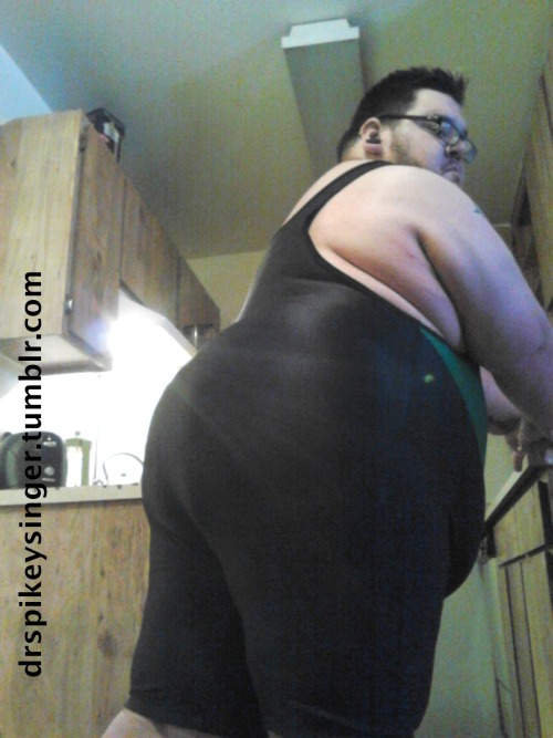 drspikeysinger:Me in a singlet Feb. 2012 before I started...