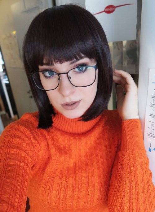 Velma Cosplay