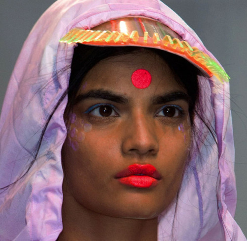 driflloon:bhumika @manish arora ss15