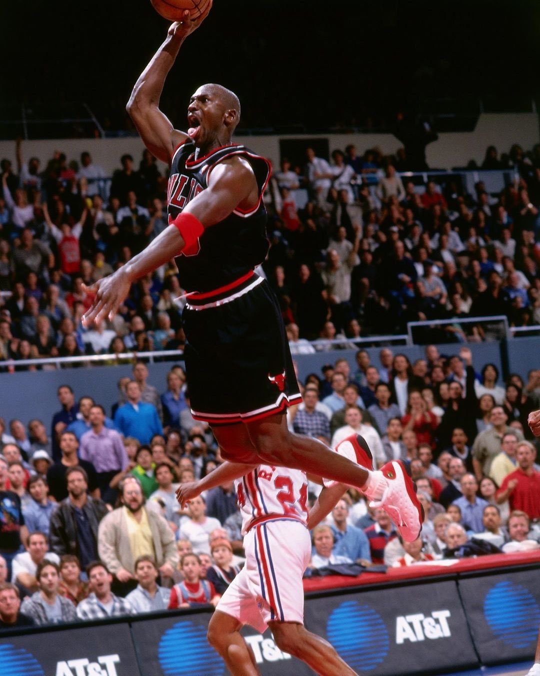 aerial supremacy ∆ — Michael Jordan dunking. See more at:...