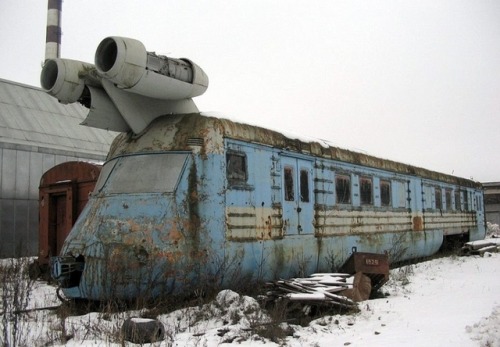 real-live-dragon:abandonedandurbex:Abandoned soviet turbojet...