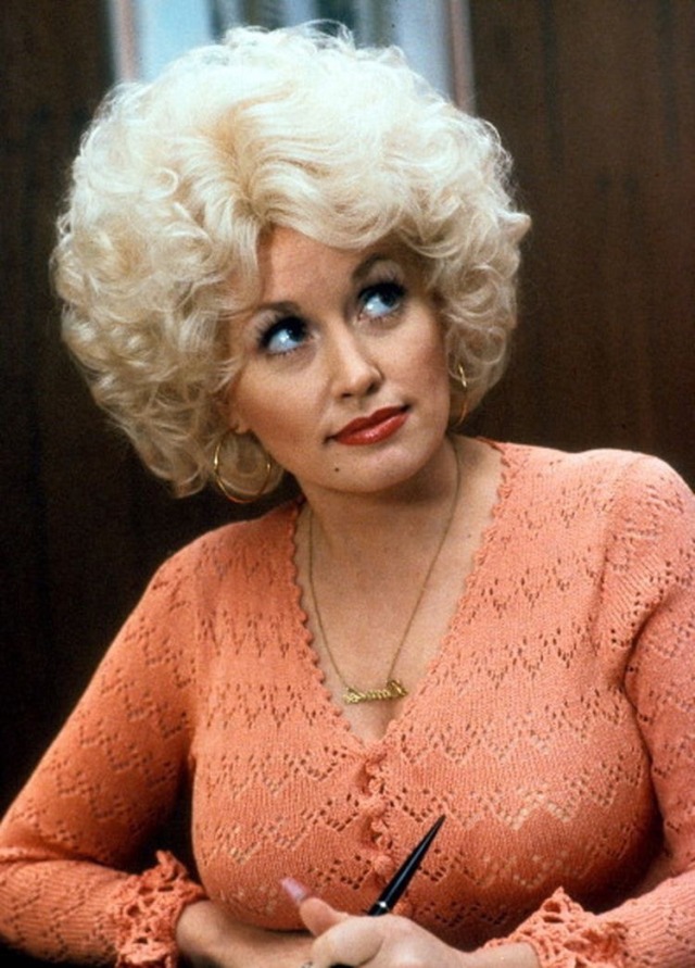 Dolly Muschisaft Debuetantin Onanieren