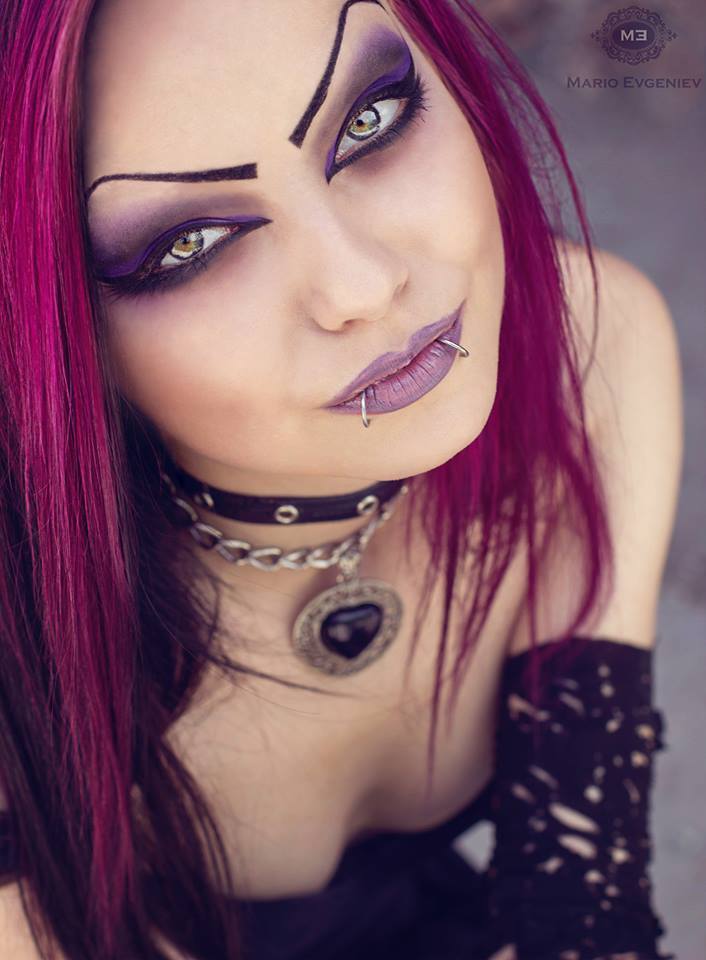 Model: Darya Goncharova Photo: Mario Evgeniev -... - Gothic and Amazing