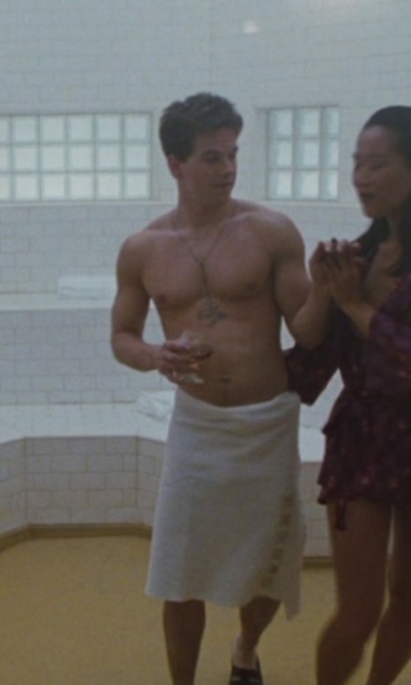 newnakedmalecelebs:New Mark Wahlberg nude scene