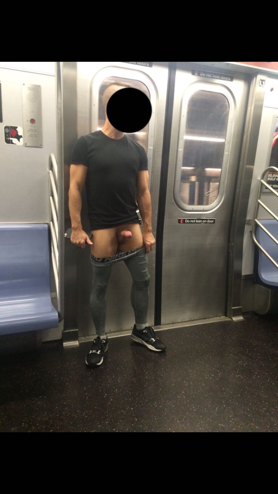Best Subway Bulge Gifs