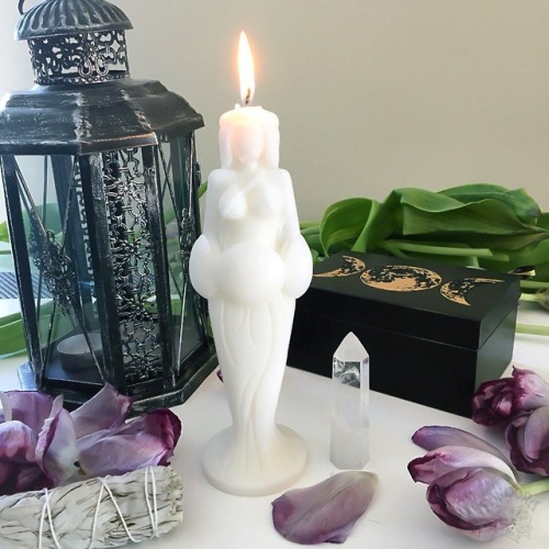 girlgoddess9:sosuperawesome:CandlesPandora Witch Shop on...