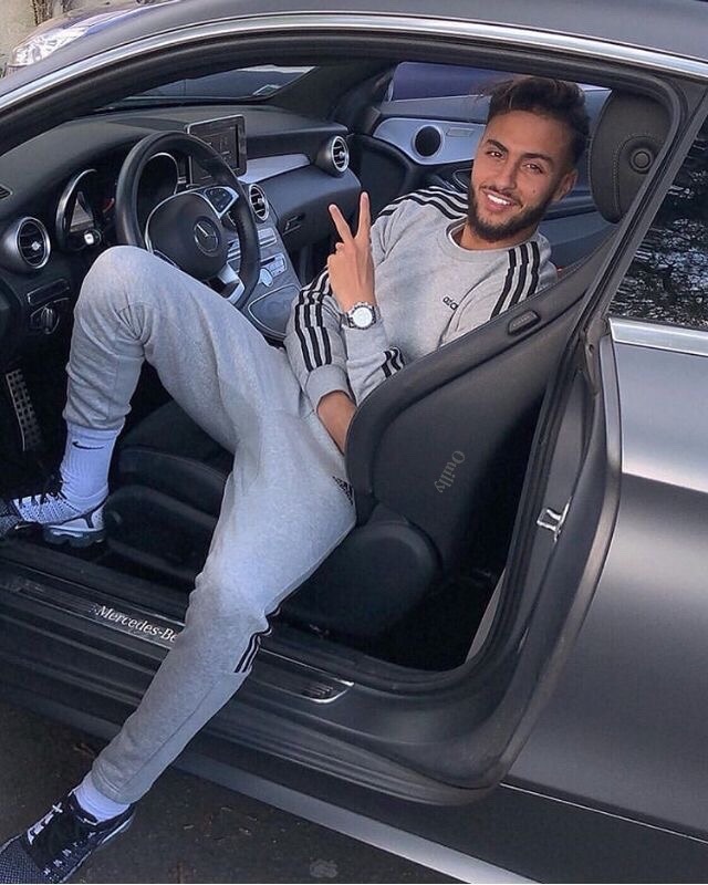 mercedes nike tn