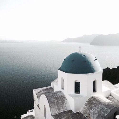 vintagepales:Santorini, Greece by adampartridge