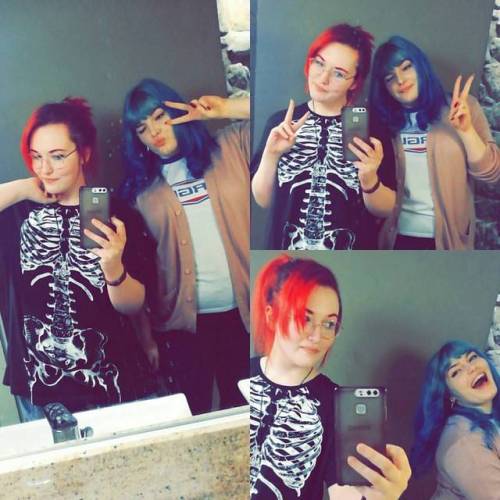 redhead colouredhair sisters redhair colourfreedom sister bluehair