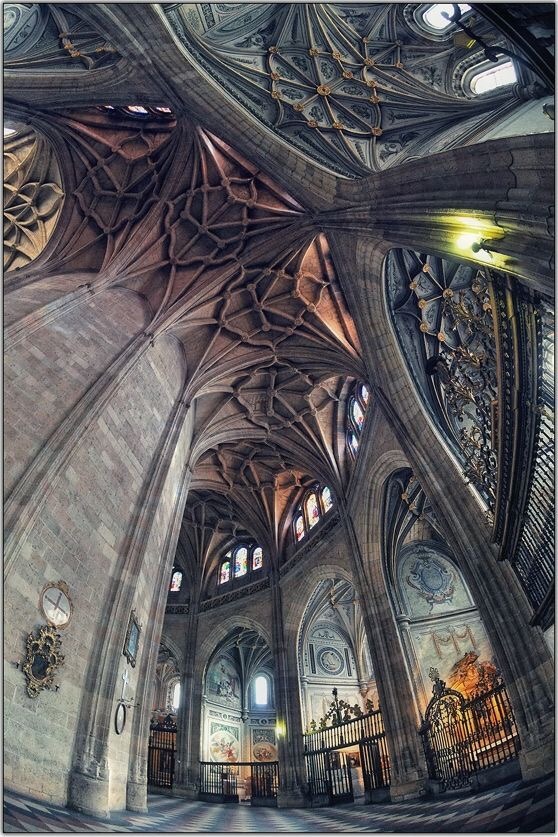 Cúpula. Catedral de Segovia. España.