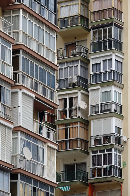 scavengedluxury:Avenida de los Manantiales, Torremolinos....