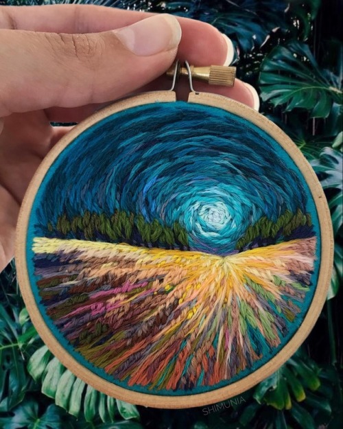 crossconnectmag:Embroidered Landscapes by ShimuniaVera...