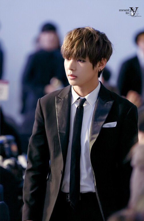 You're My Black Pearl - KIM TAEHYUNG IN SUITS - KIM TAEHYUNG IN SUITS