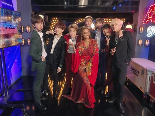 allforbts:180913 BTS_official’s Tweet[#오늘의방탄] BTS on America’s...