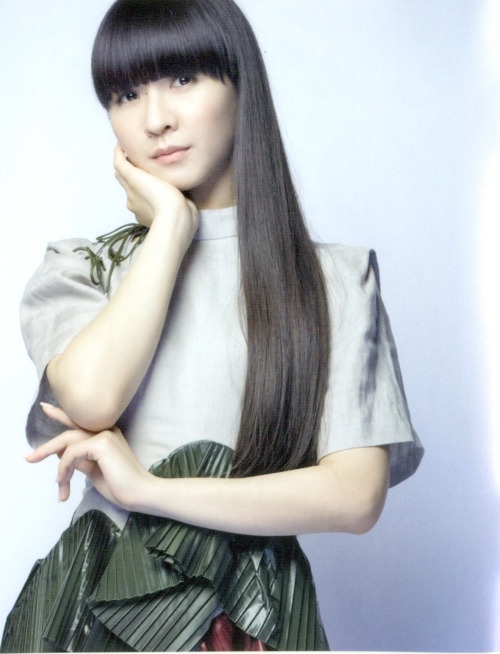 onedreamfighter:Perfume - Relax In The City - Photobooklet