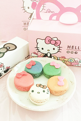 food hello kitty cafe macarons macaron personal