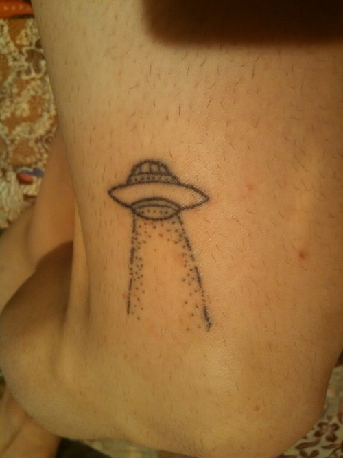flying saucer tattoo | Tumblr