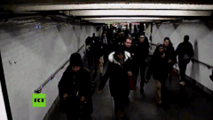 昨年のNY地下鉄爆弾テロ  爆発の瞬間の映像公開