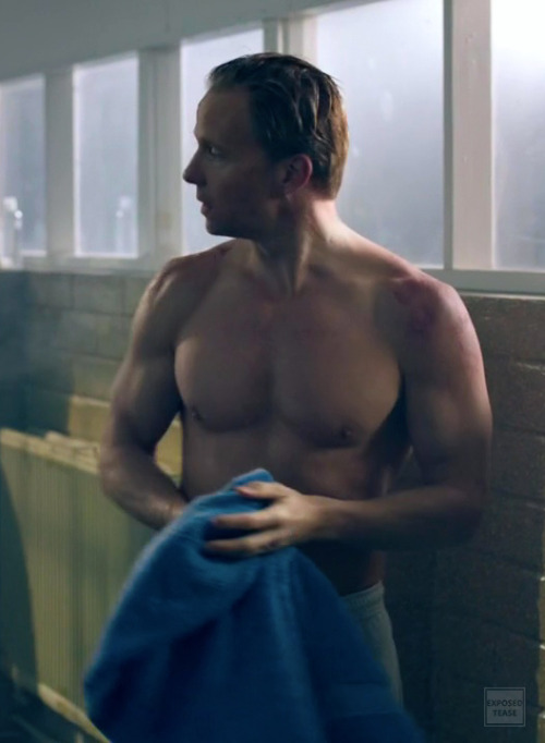 exposedtease:Rupert Penry-Jones in Stan Lee’s Lucky Man