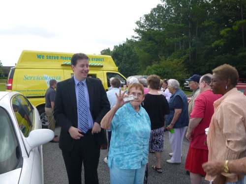 Evan Guthrie Law Firm Volunteers For Ice Cream...