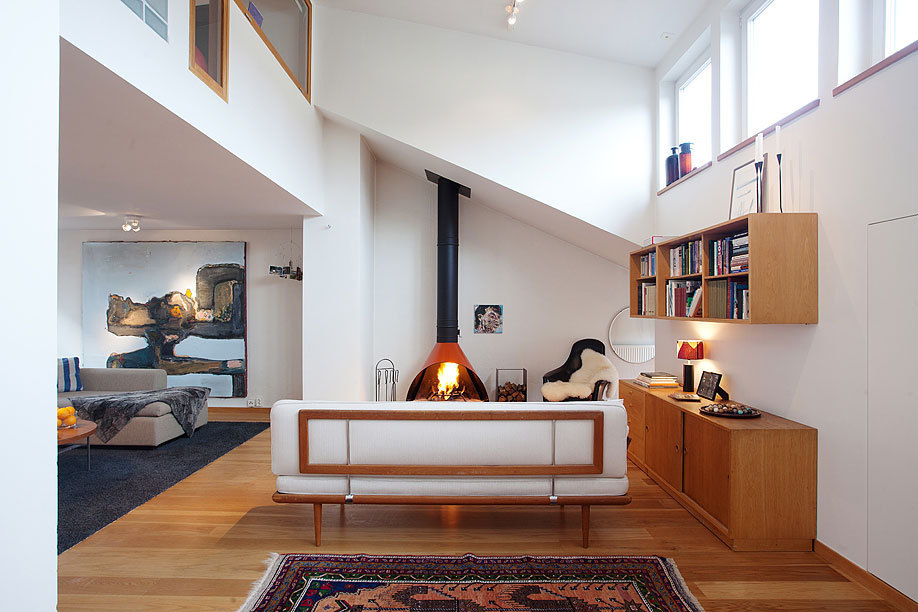 Scandinavian Design: Bright Open-Plan Apartment in Stockholm