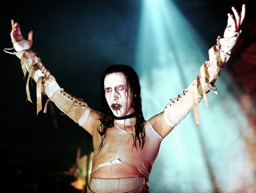 icemftmm:Hail Manson!