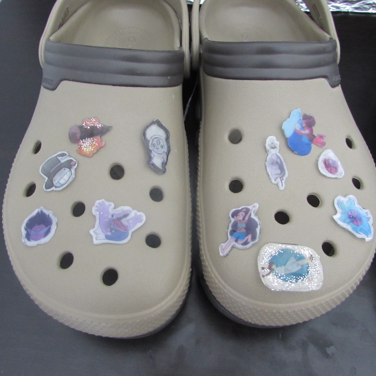 the things you put in crocs