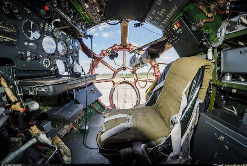 russian-air-force:AN12 navigator cockpit