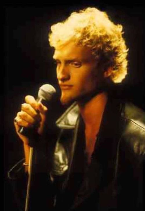 rock-basstard:Layne Staley, Sea Of Sorrow photoshoot