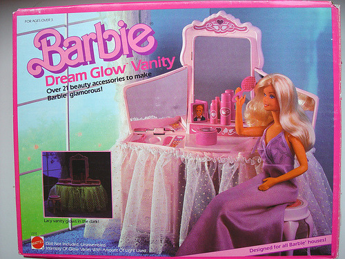 retro barbie house