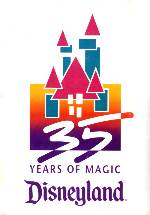 gameraboy:1990 Disneyland story booklet for the 35th anniversary...