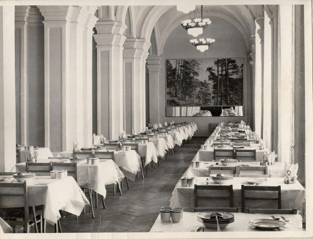 Dinner hall in Suvorov Military School (St Petersburg)